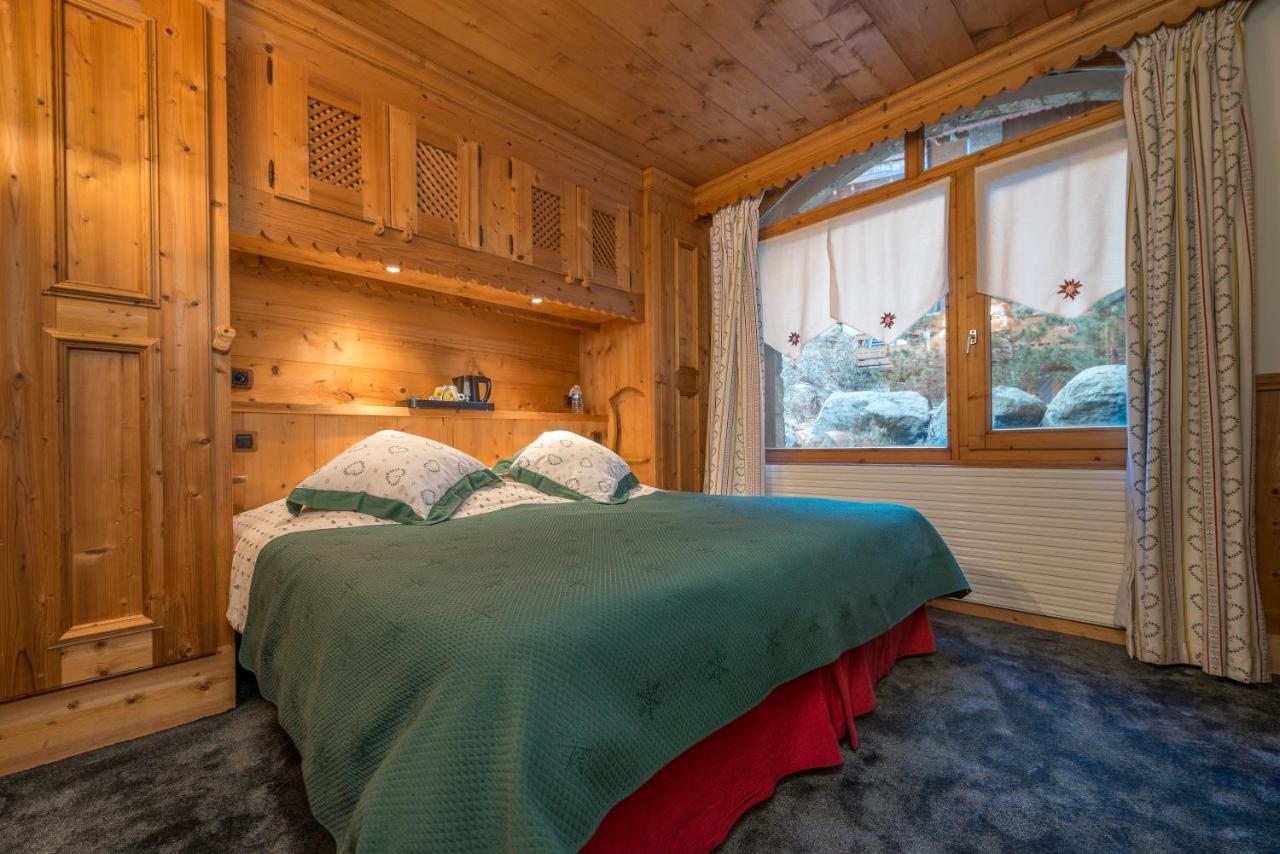 Hotel Eterlou Méribel Exteriör bild